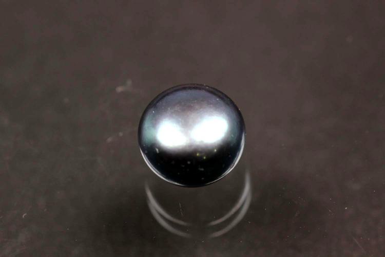 Süßwasserperlen, angebohrt Button, ca.Maße Ø8,5-9,0mm, Hoch 6,0-6,5mm, Farbe peacock