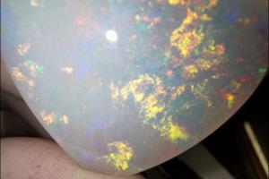 Traumhafter Brasilianischer Crystal Herz Opal ca.70,7 ct, ca. Maße Länge 41,0 mm, Breite 36,4 mm, Höhe 7,0 mm,
