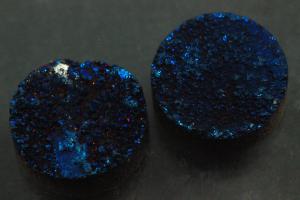 Quarz Druzy, Form rund, Farbe blaufarben, ca Maße Ø 12mm, Höhe 4,4-6,1 mm