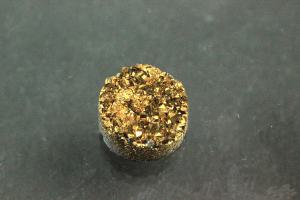 Quartz Druzy, shape round, color gold, approx. size Ø 8mm, approx.high 4,0-4,5 mm