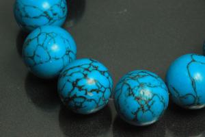 Turquoise reconstructed spherical gemstone strand, approx. dimensions Ø 20mm, approx. 39,0 - 40,0cm long.