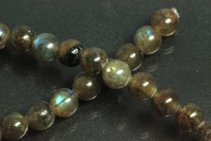 Labradorit spherical gemstone strand, approx. dimensions Ø 8mm, approx. 39,0 - 40,0cm long.