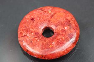 Schaumkorallanhänger gepresst rot Donut Maße Ø 40mm, 6mm stark, Innenloch Ø ca. 7,5mm