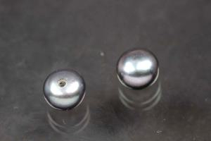 freshwater pearls, half drilled Button, approx. size Ø6,0-6,5mm, high 5,0-5,5mm, color peacock