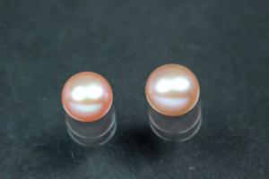 freshwater pearls, half drilled Button, approx. size Ø6,0-6,5mm, high 5,0-5,5mm, color plum