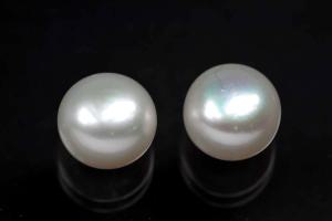 freshwater pearls, half drilled Button, approx. size Ø8,5-9,0mm, Hoch 6,5-7,0mm, color white