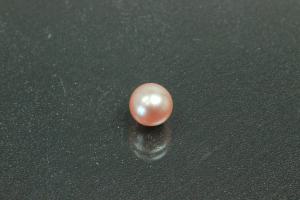 Freshwater pearls, undrilled round, approx.size Ø6,0mm, color shades of rosa