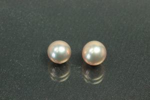 Freshwater pearls, undrilled round, approx.size Ø6,5mm, color shades of rose