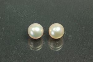 Freshwater pearls, undrilled round, approx.size Ø7,0mm, color shades of cream