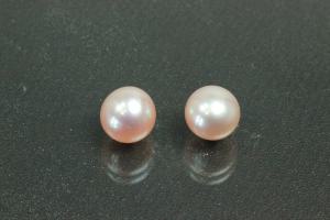 Freshwater pearls, undrilled round, approx.size Ø7,0mm, color shades of rose