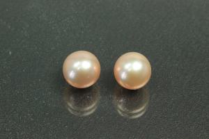 Freshwater pearls, undrilled round, approx.size Ø7,5mm, color shades of rosa