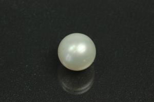 Freshwater pearls, undrilled round, approx.size Ø9,5mm, nice luster A, color white
